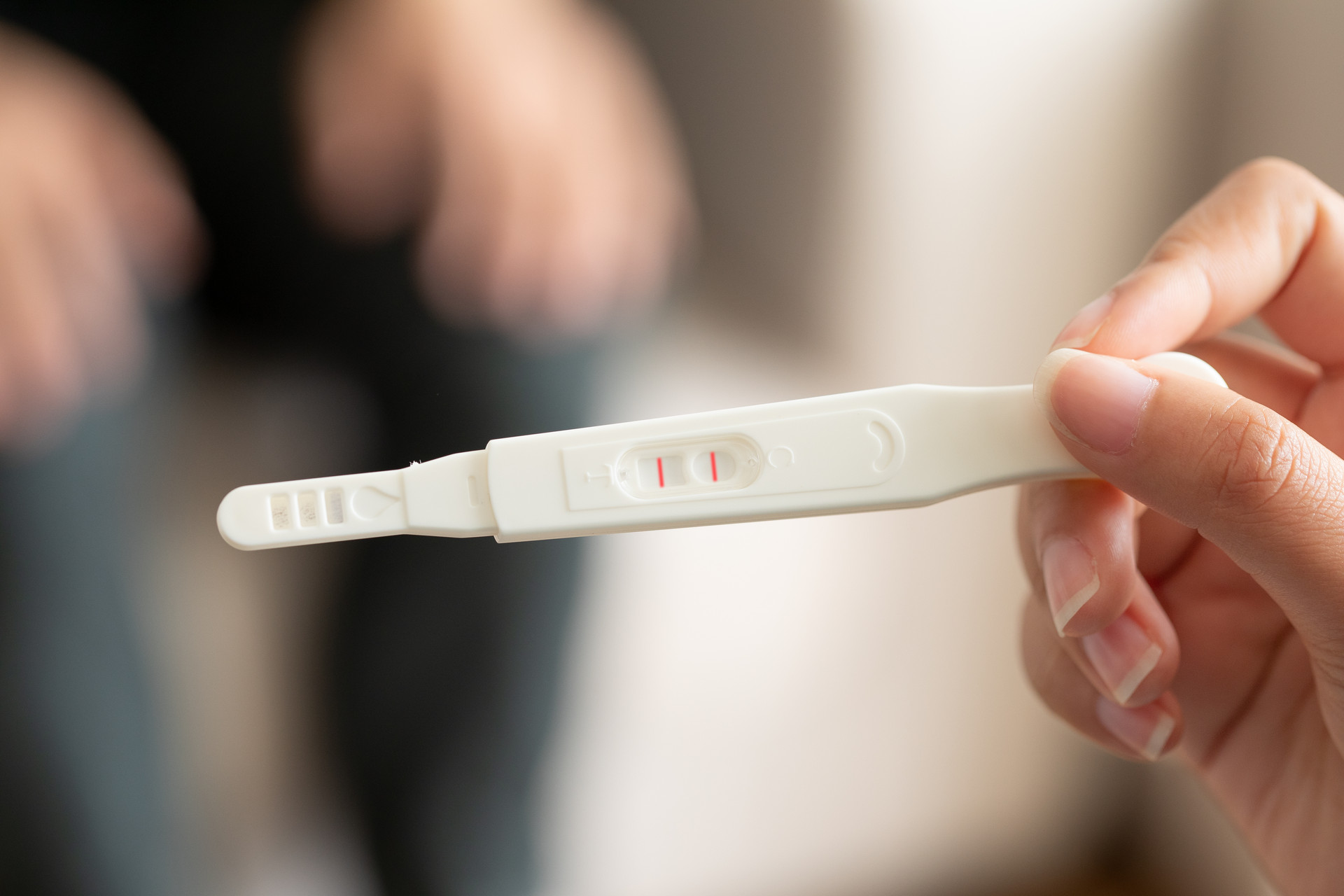 怀孕几个月可以做亲子鉴定
