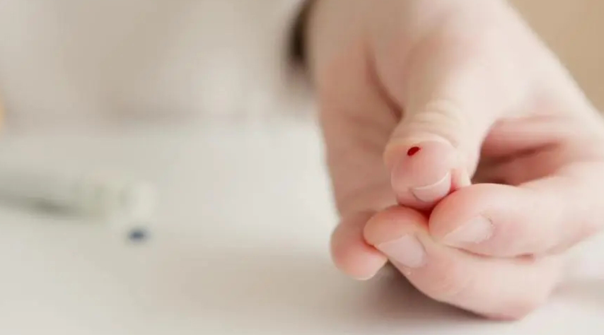 亲子鉴定需要多少的血液 